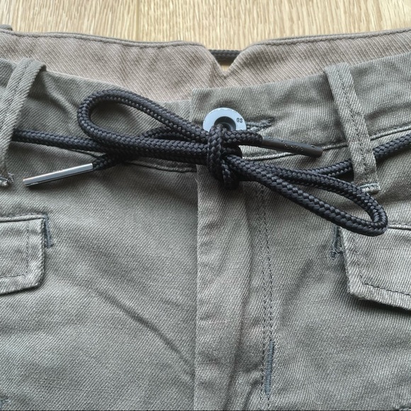 G-STAR ARMY  GREEN SHORTS - 25 - Picture 8 of 16